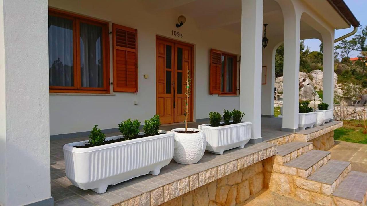 House Fantazija Vila Kampor Exterior foto